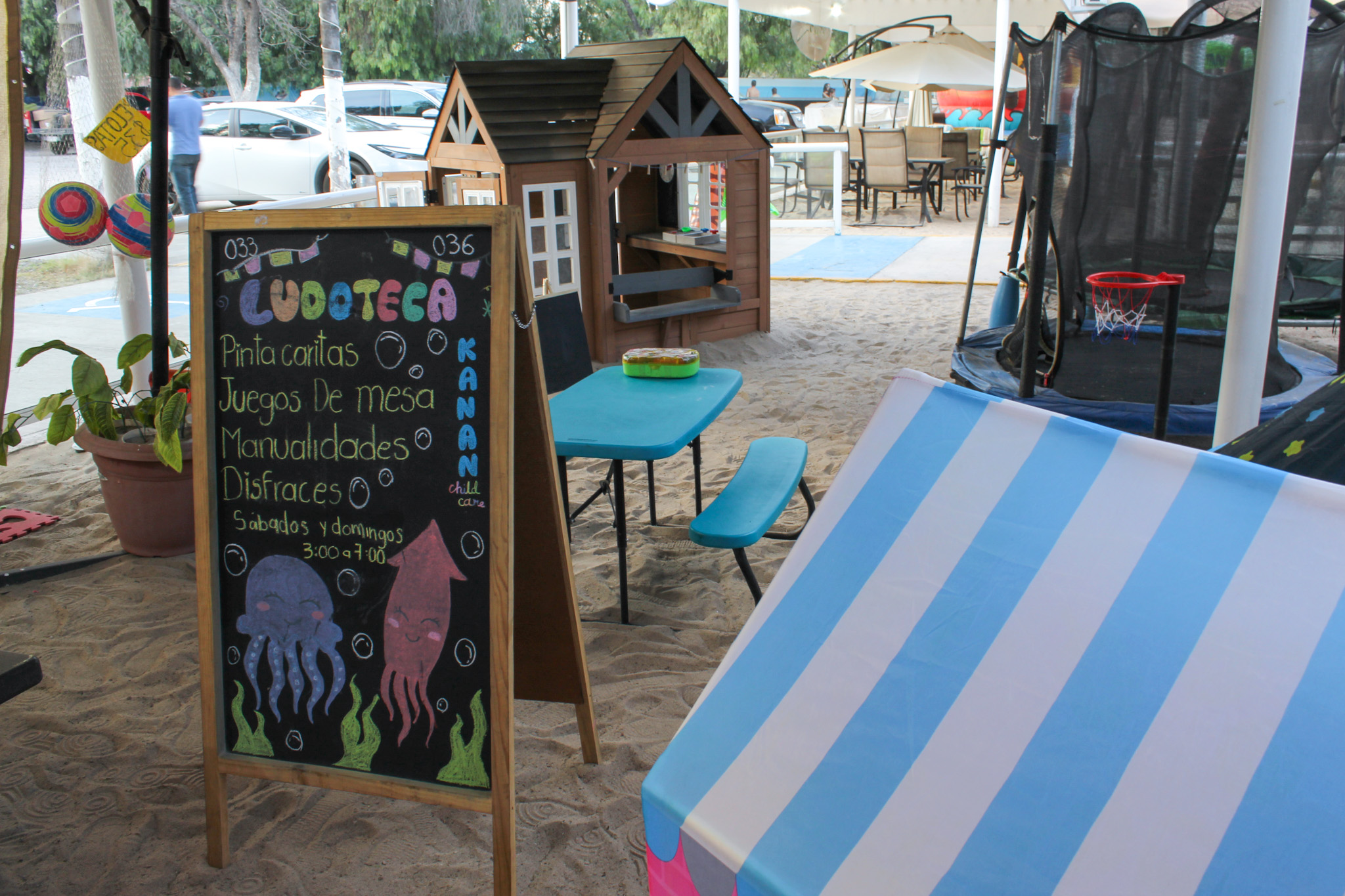 Beneficios de tener una ludoteca infantil móvil en restaurantes, espacio seguro y divertido para niños